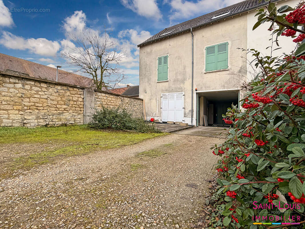 Appartement à CARRIERES-SOUS-POISSY