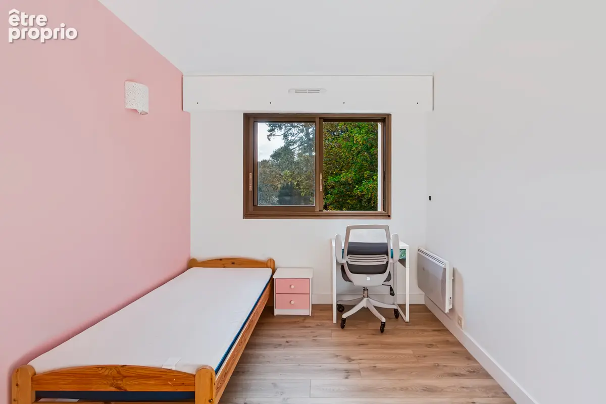 Bel appartement 5 pièces en dernier étage avec balcon - photo 8