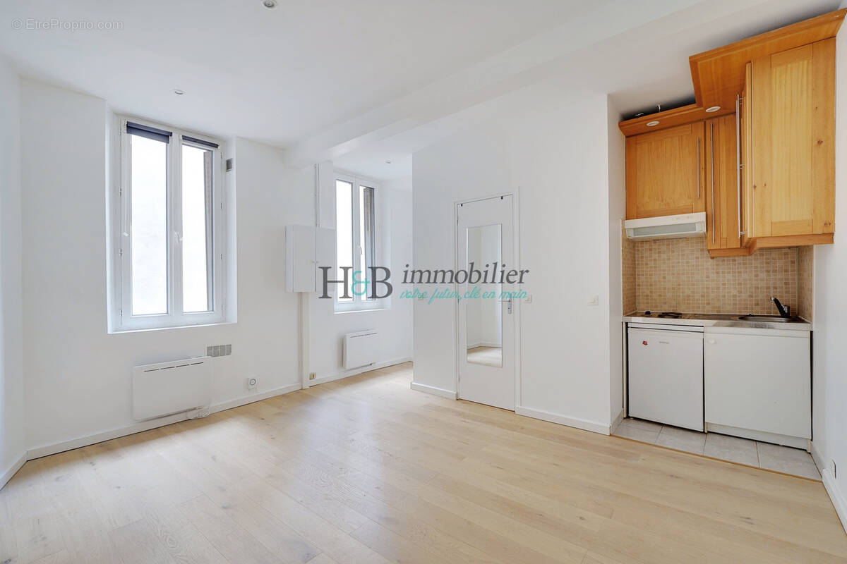 Appartement à PARIS-12E