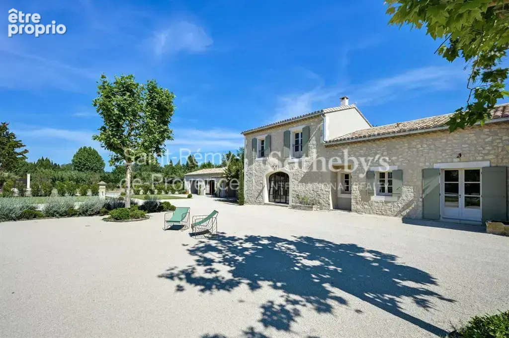 Exclusivité. Saint Rémy de Provence, superbe propriété rénovée située à 5 mn du centre - photo 5