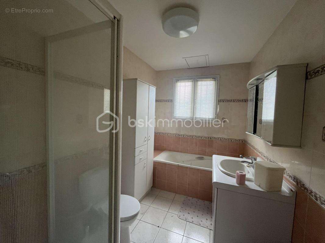 Maison familiale au fort potentiel - photo 8