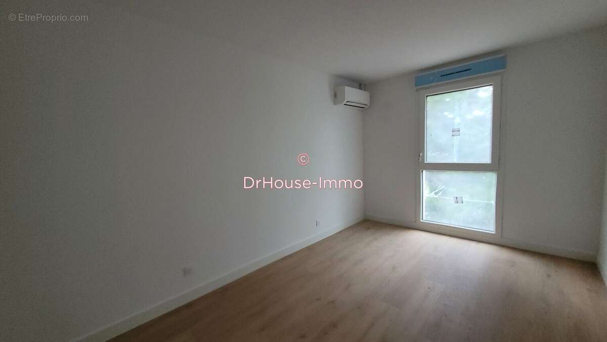 Maison à VILLENAVE-D'ORNON