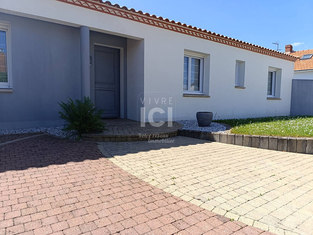 Maison à SAINT-SEBASTIEN-SUR-LOIRE