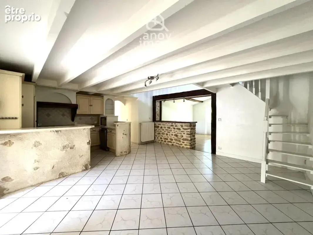 VIVONNE - maison 125 m2 - terrain 686 m2 - 3 chambres - photo 1