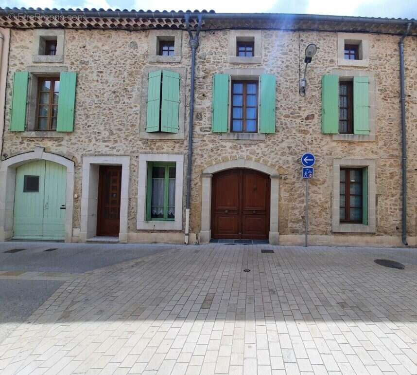 Maison 360 m² à Capestang  - photo 7