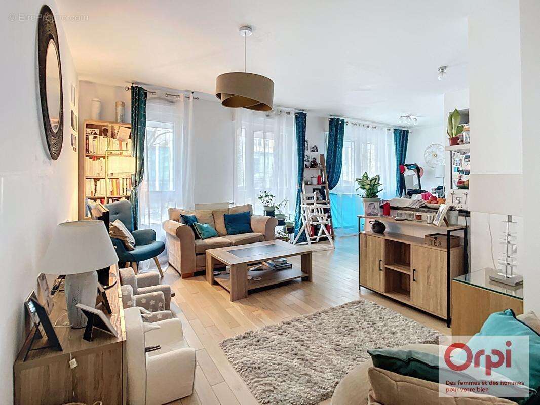 Appartement à ISSY-LES-MOULINEAUX