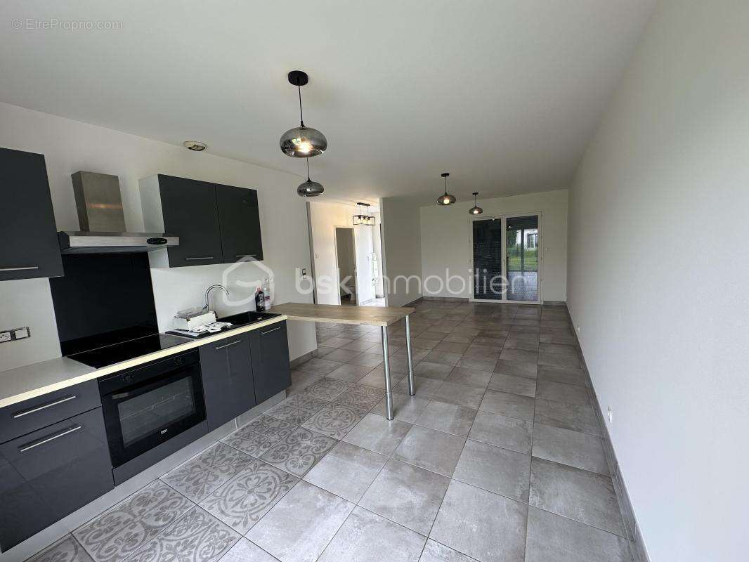 Maison à SAINT-JORY