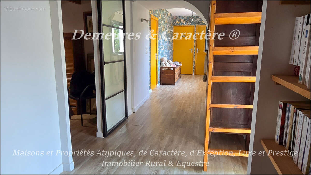 Maison avec piscine et dépendances - photo 18