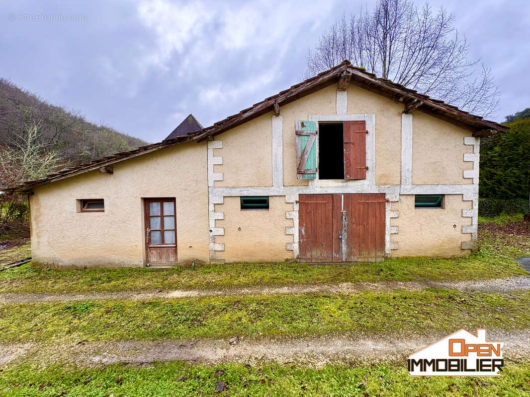 Maison à LE BUGUE