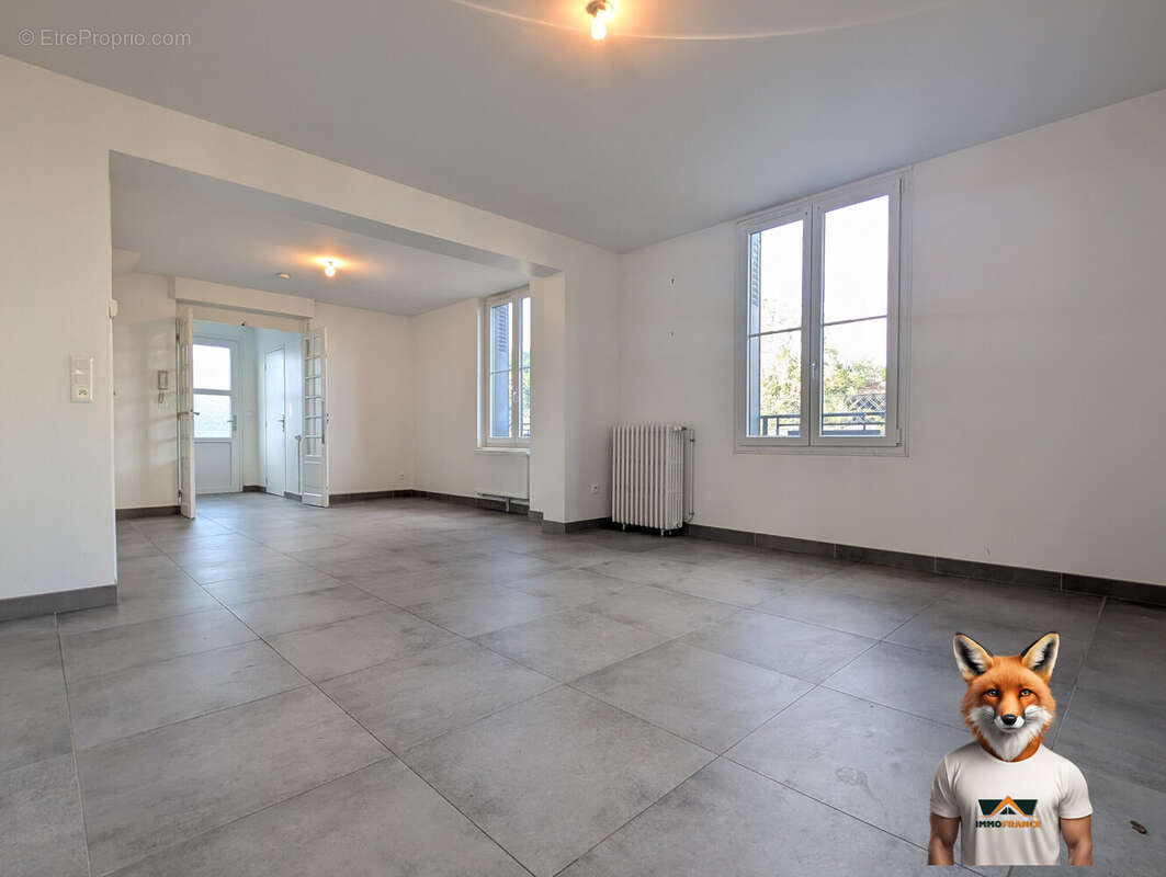 Appartement 97 m² à Sainte-Savine  - photo 2
