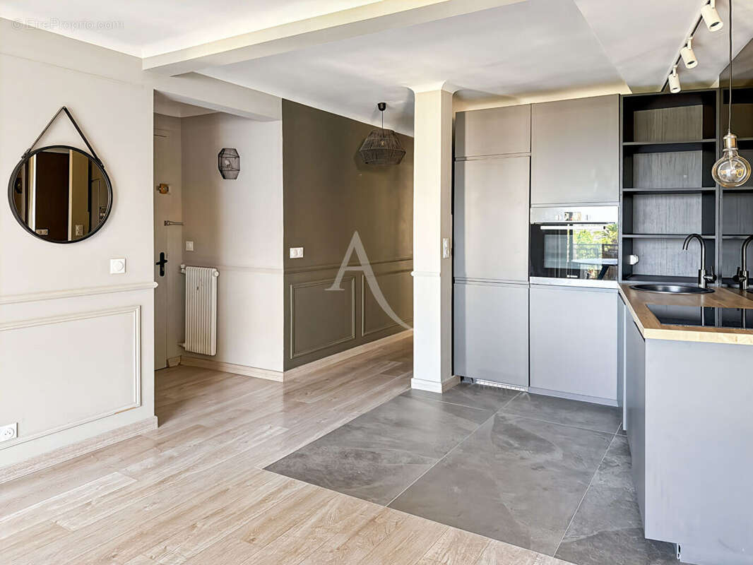 Appartement à LE CANNET