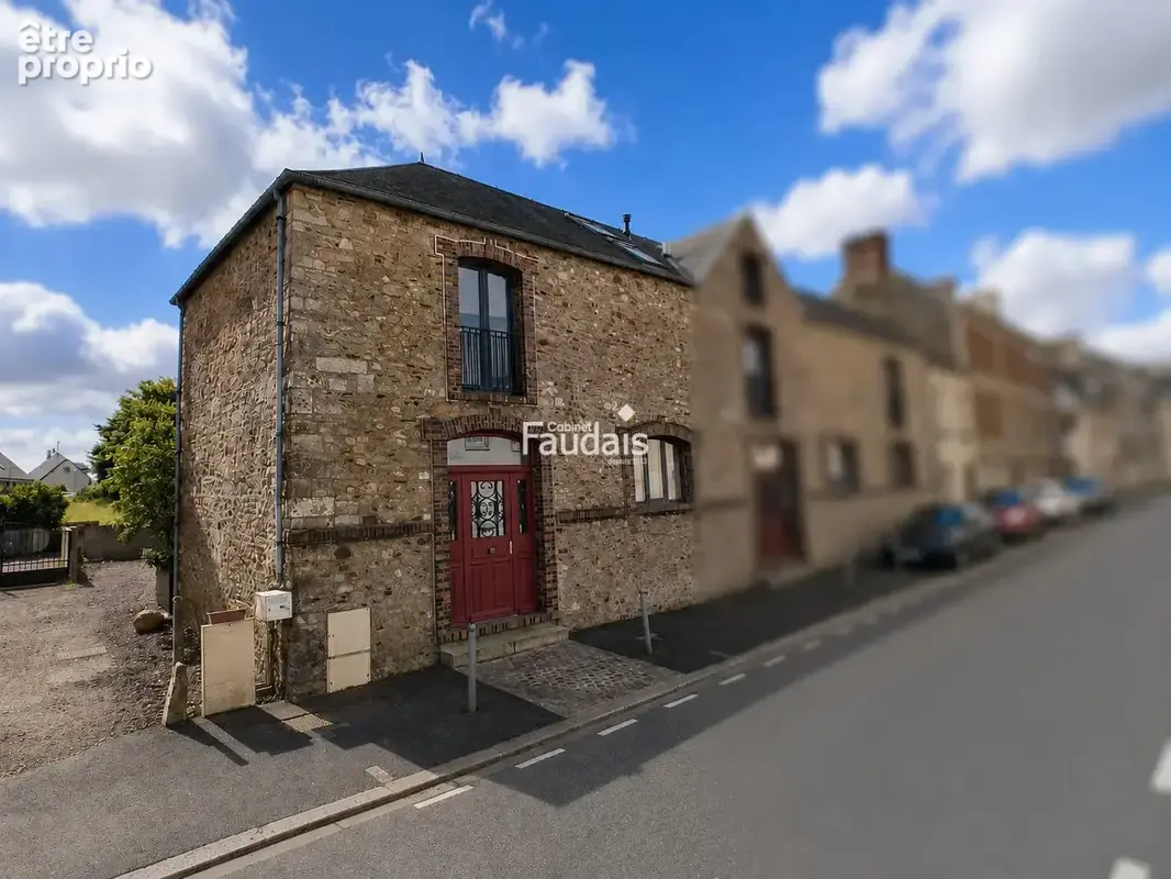 Photo Maison à Periers au prix de 165 000€