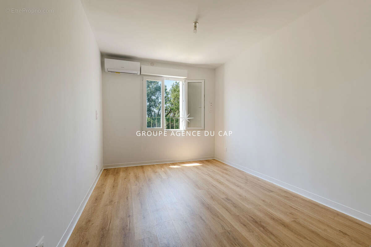 Appartement T4 Fréjus proche centre ville à pied - photo 11