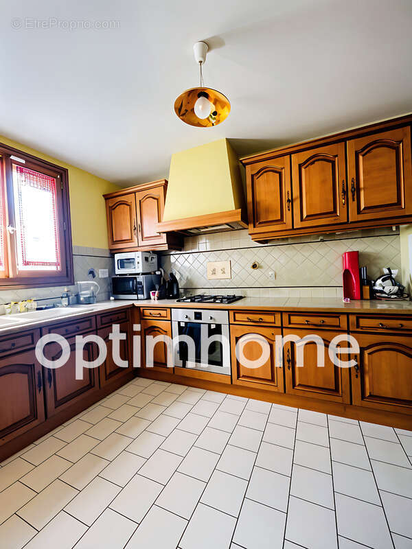 Maison à VARENNES-SUR-SEINE