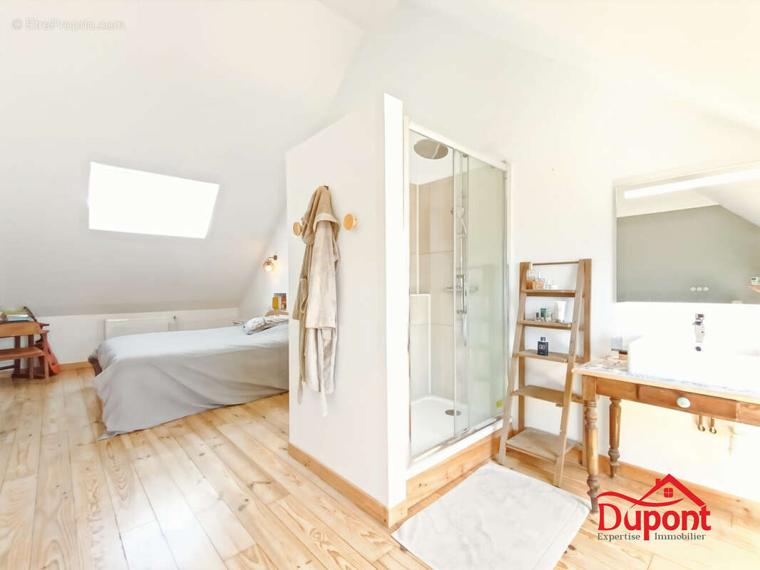 Maison 205 m² à Erre  - photo 6