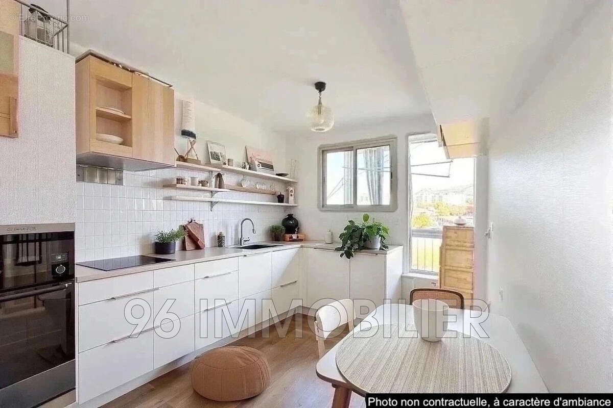 Appartement à MARSEILLE-10E