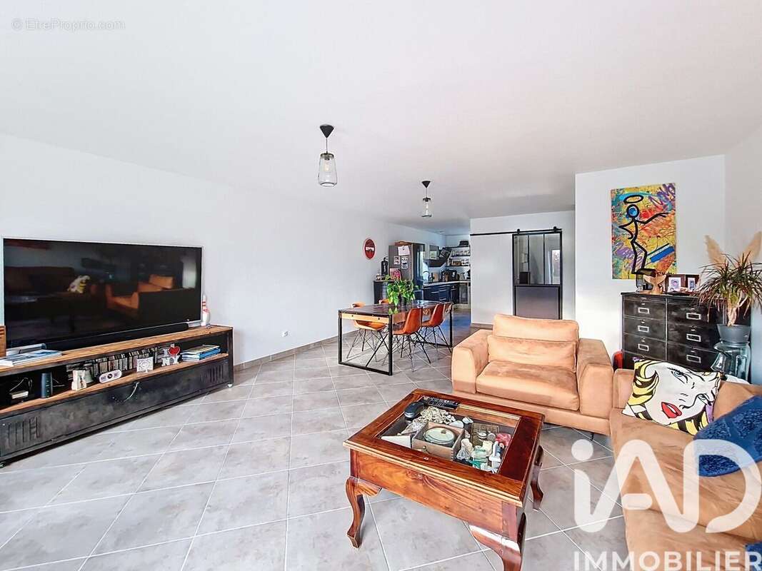 Photo 5 - Appartement à SAINT-FARGEAU-PONTHIERRY