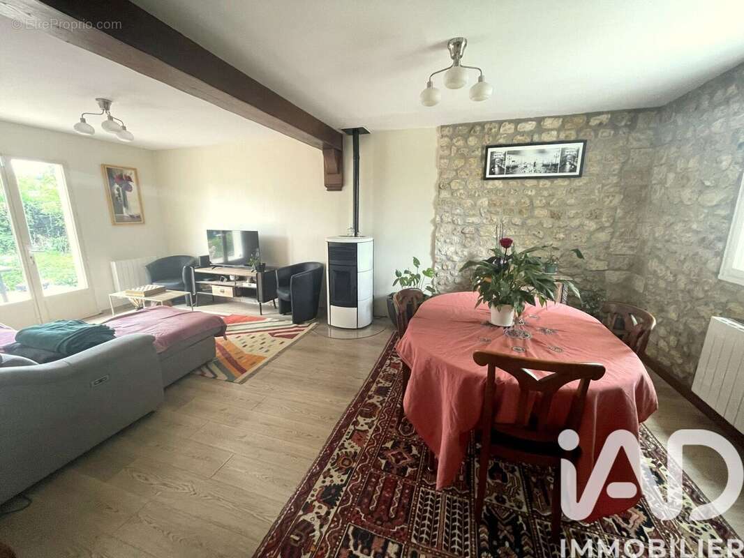 Photo 4 - Maison à MARINES