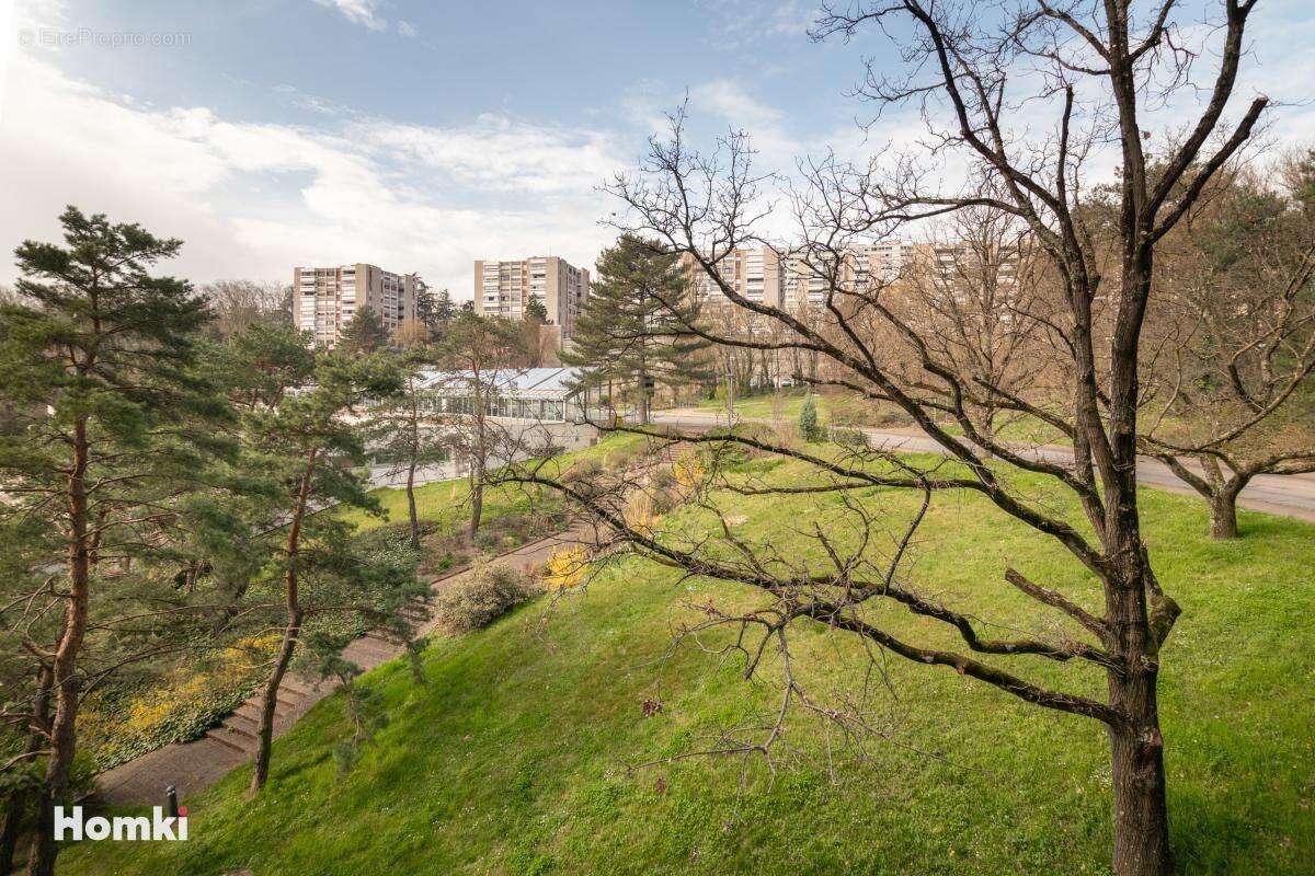 Appartement à CALUIRE-ET-CUIRE