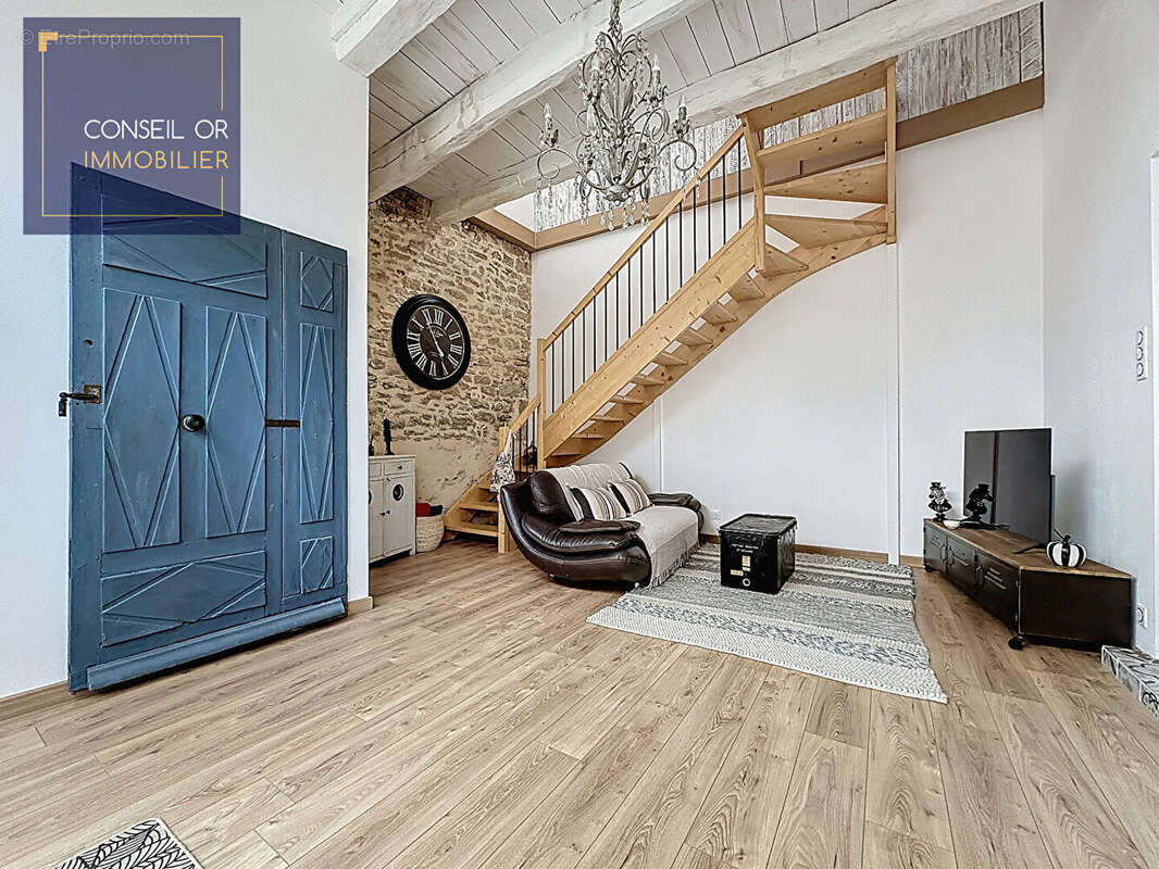 Maison à LE BOIS-D'OINGT