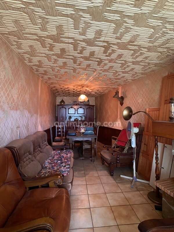 Maison à CHATEAUPONSAC