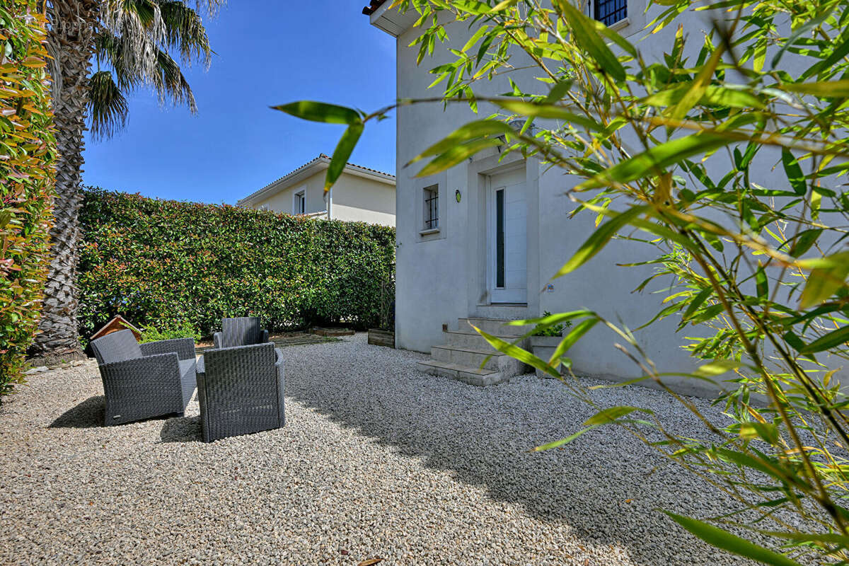 Maison à AIMARGUES