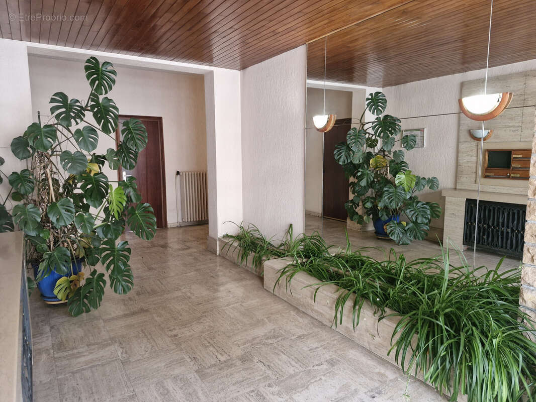 Appartement à BRON