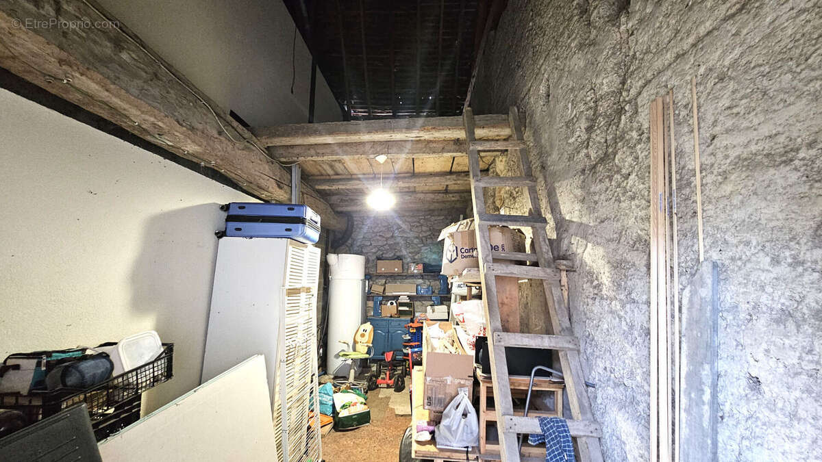 Maison à BREGNIER-CORDON