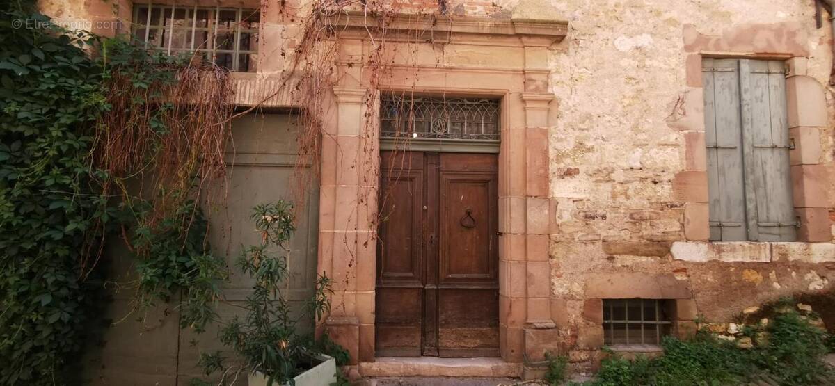 Maison à CORDES-SUR-CIEL