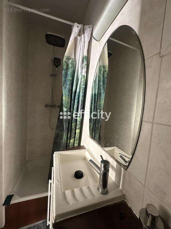 Appartement à PARIS-19E