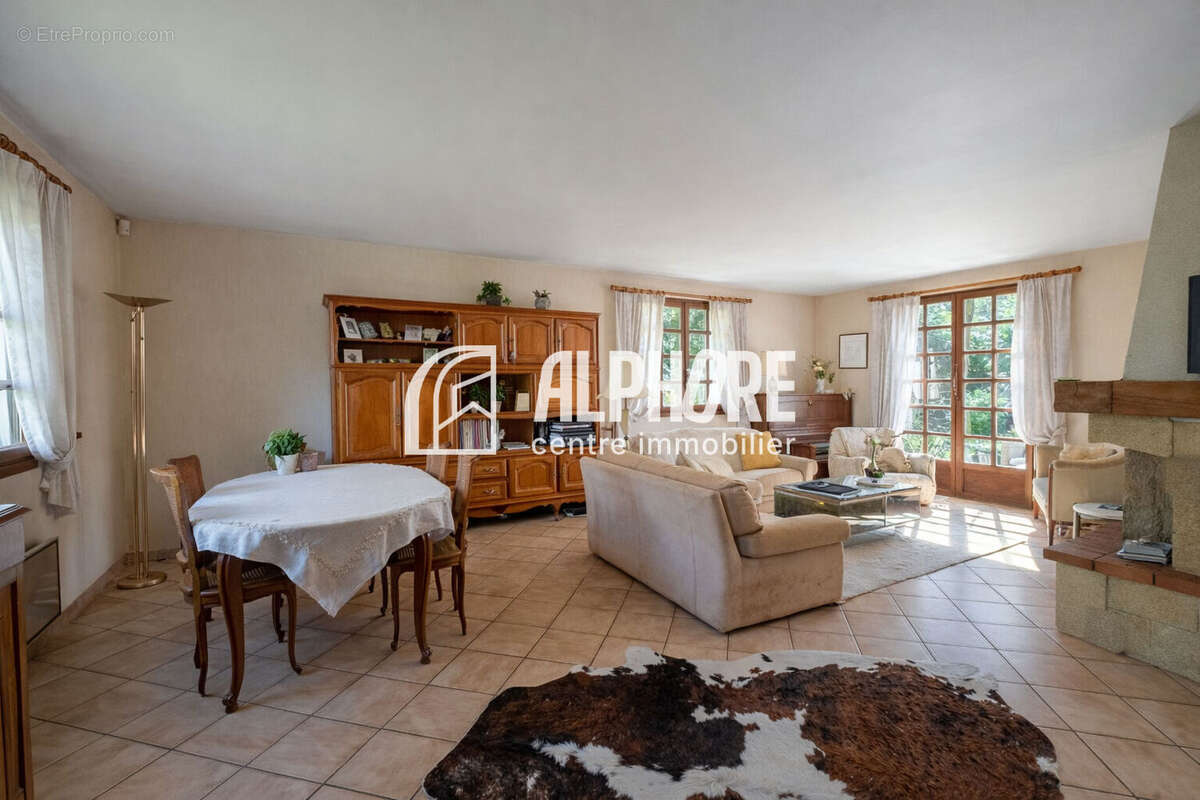 Maison à LA CHAPELLE-SUR-ERDRE