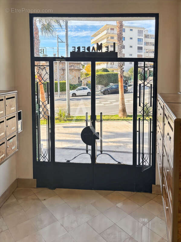 Appartement à LE CANNET