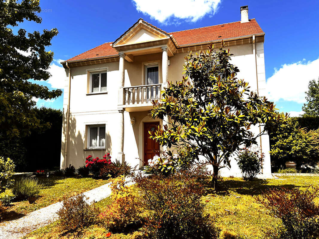 Maison à SAINT-WITZ