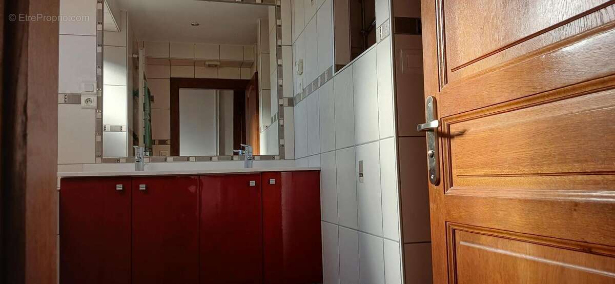 Domaine rural rénové , Maison , 2 logements  vaste dépendance - photo 10
