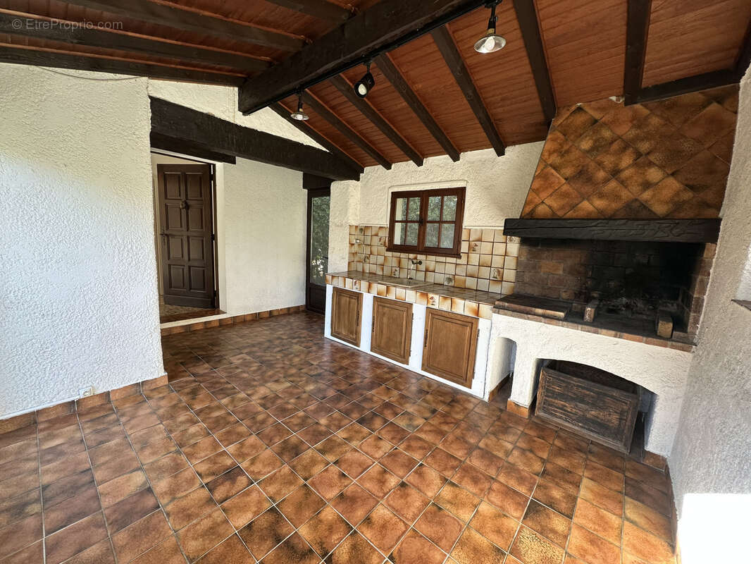 Maison à SIX-FOURS-LES-PLAGES