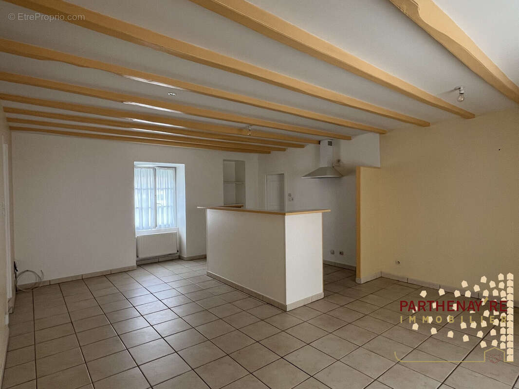 Maison à SAINT-AUBIN-LE-CLOUD