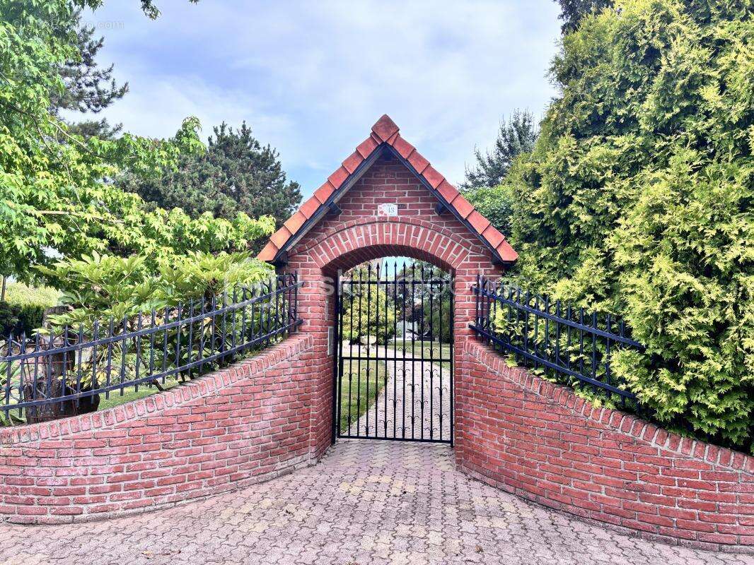 Maison à AUBRY-DU-HAINAUT