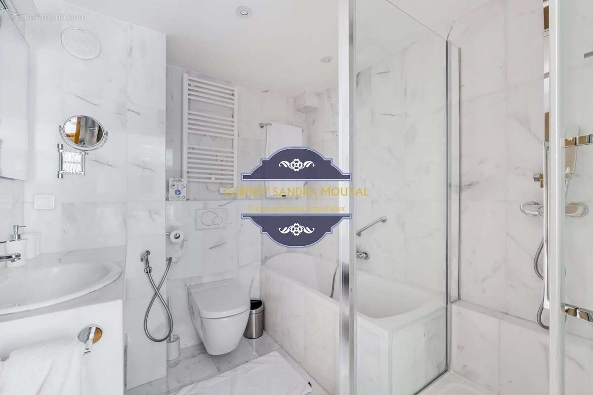 Appartement à PARIS-6E