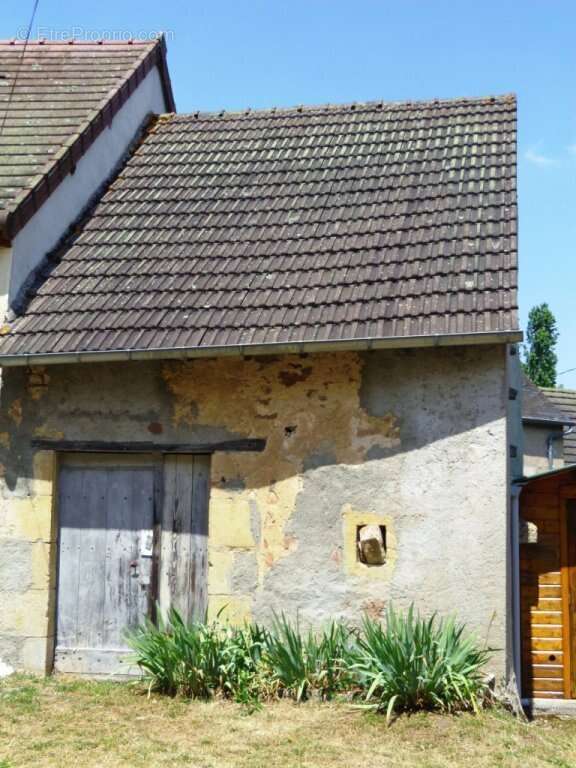 Maison à SAINT-SAULGE