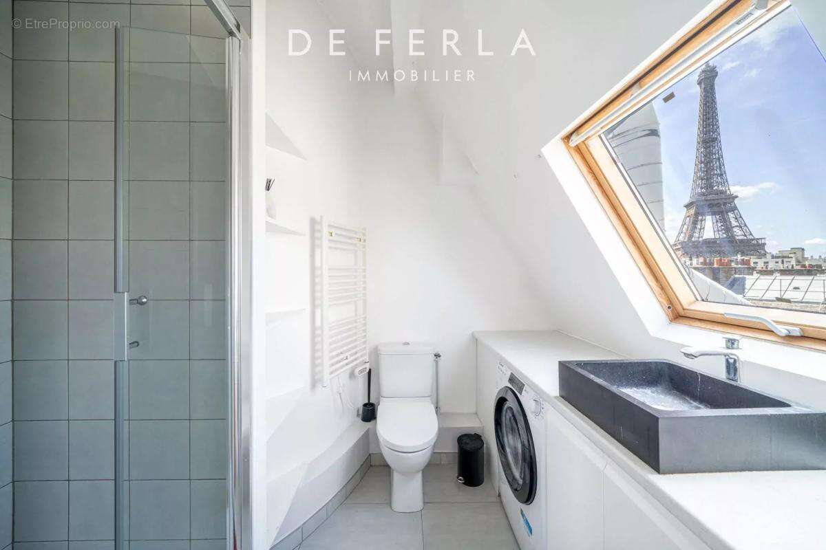 Appartement à PARIS-7E
