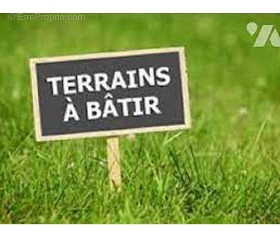 Terrain à ABBEVILLE