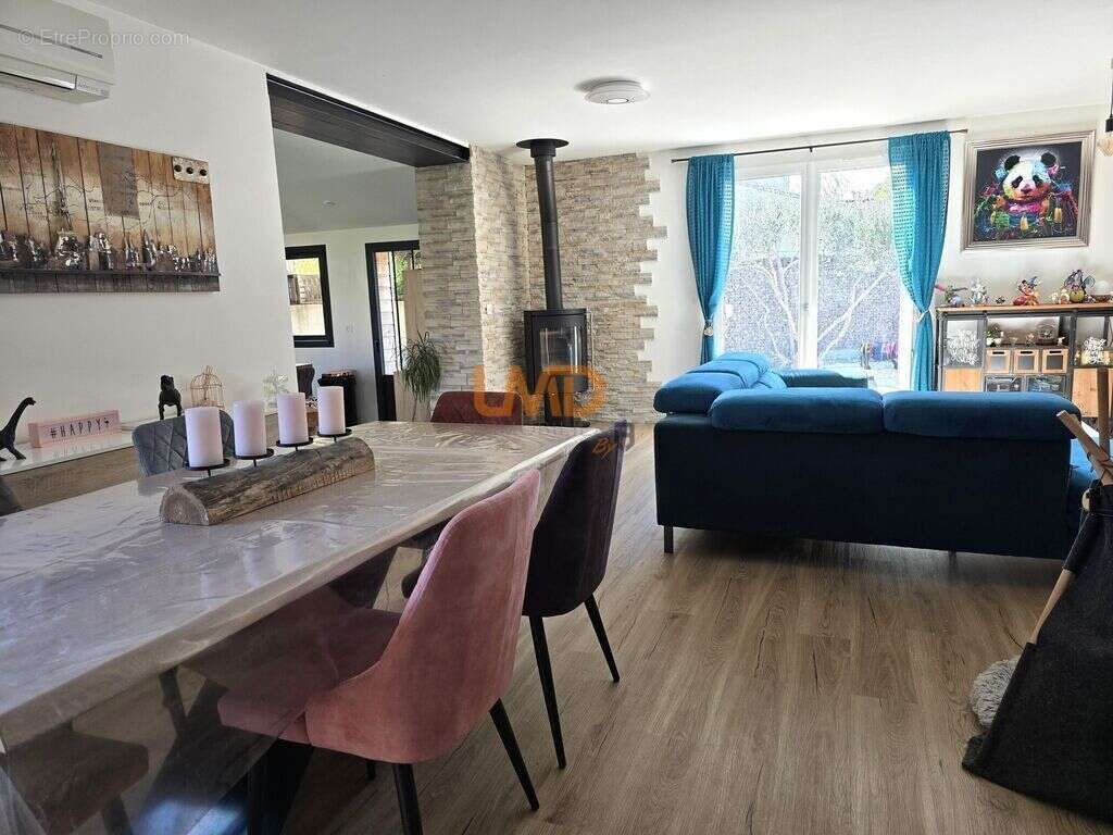 Maison à VEDENE