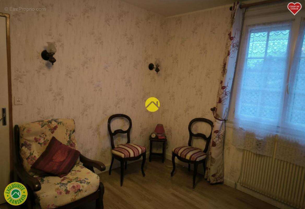 Maison à SAINT-MARTIN-D&#039;AUXIGNY