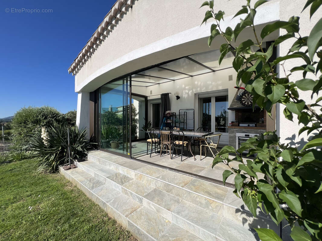 Maison à SAINT-PERAY