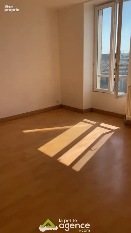 Maison 4 pièces 95 m² à vendre à Sancoins (18600) - photo 9