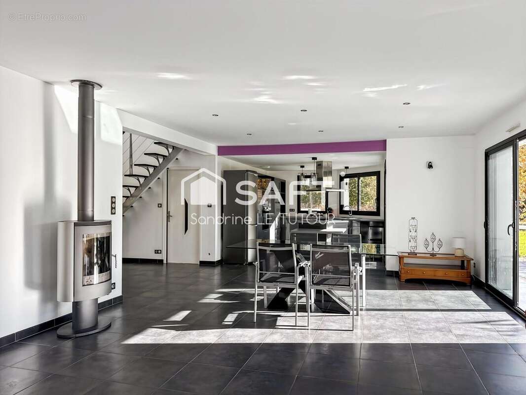 Photo 5 - Maison à LOCQUELTAS