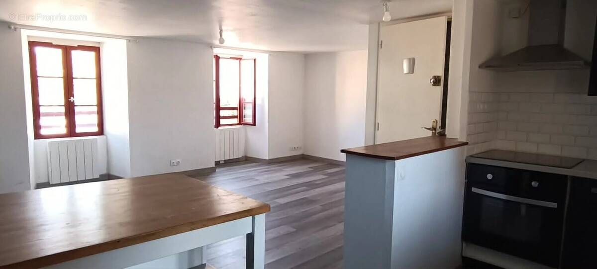 Appartement à AMBON