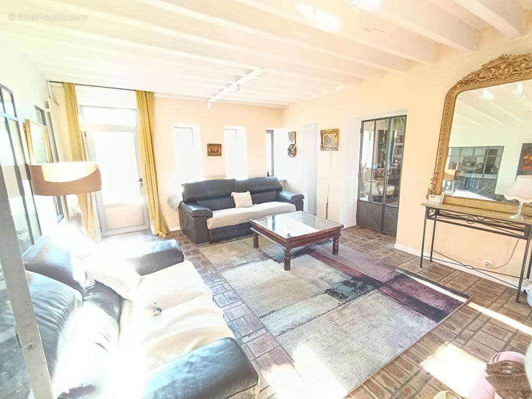 Maison à DAMMARIE-LES-LYS