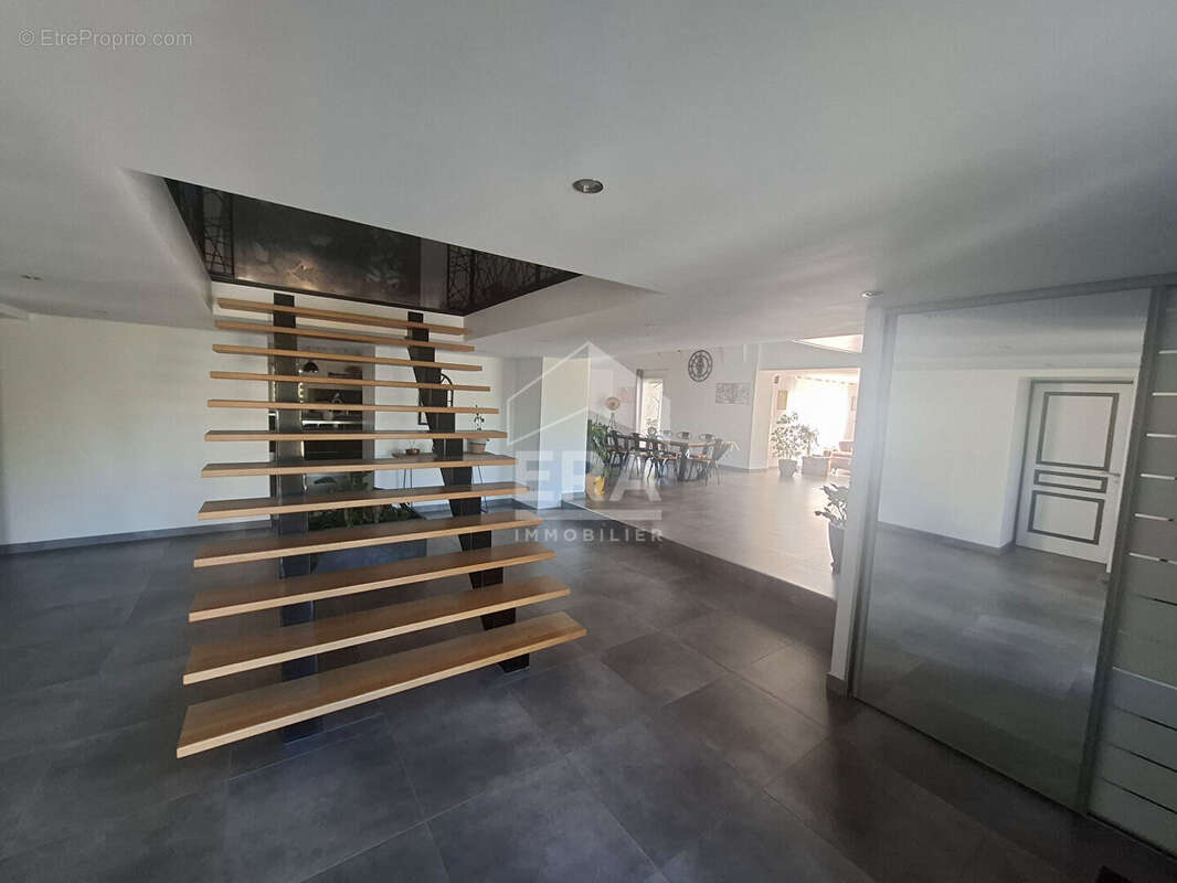 Maison 300m² à marboz - photo 12