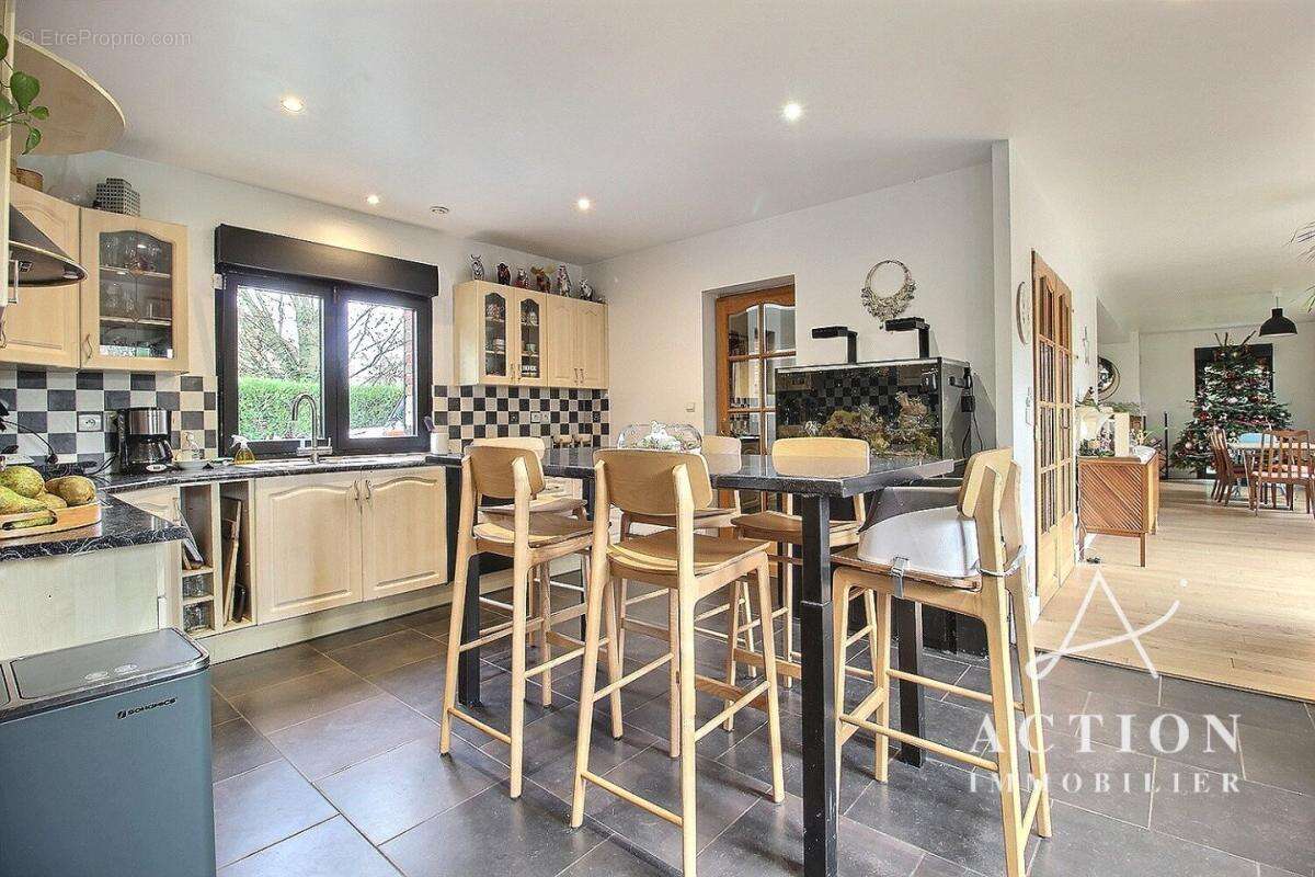 Maison à LYS-LEZ-LANNOY